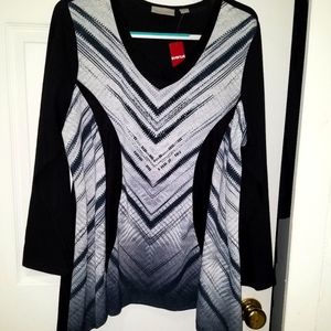 Avenue dressy top NWT